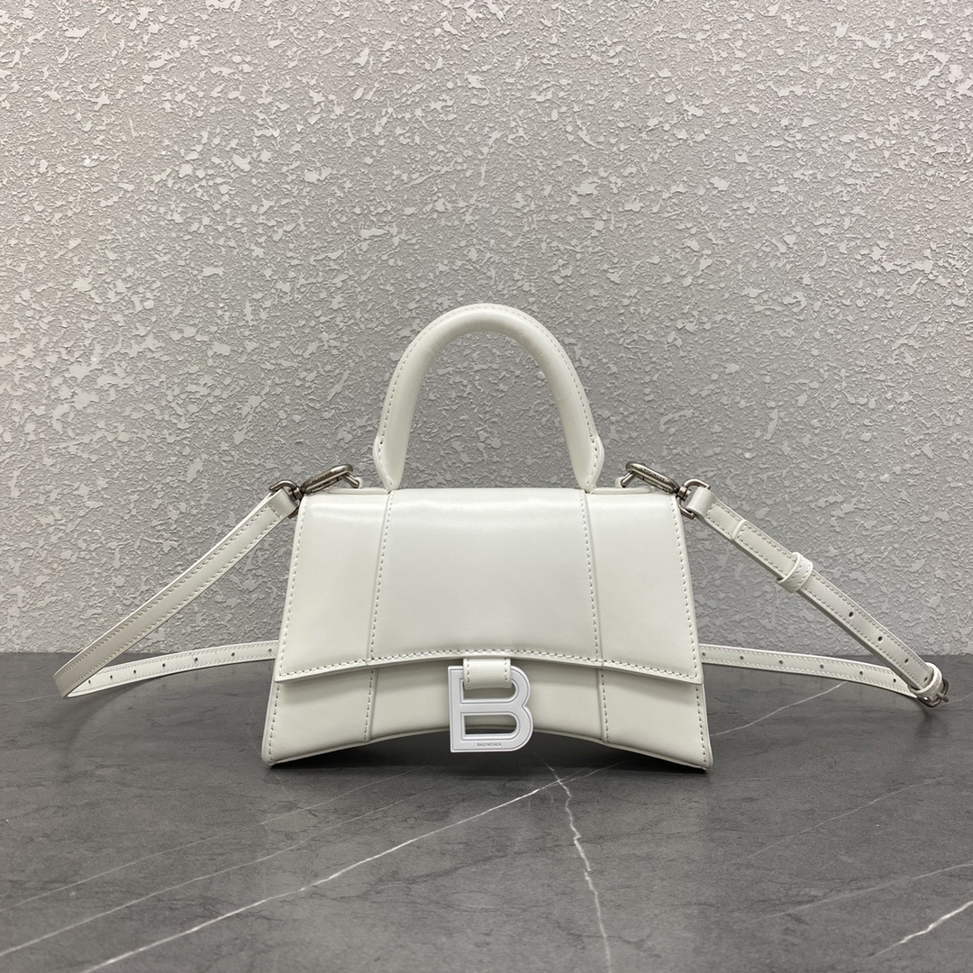 Gucci&Balenciaga Hou